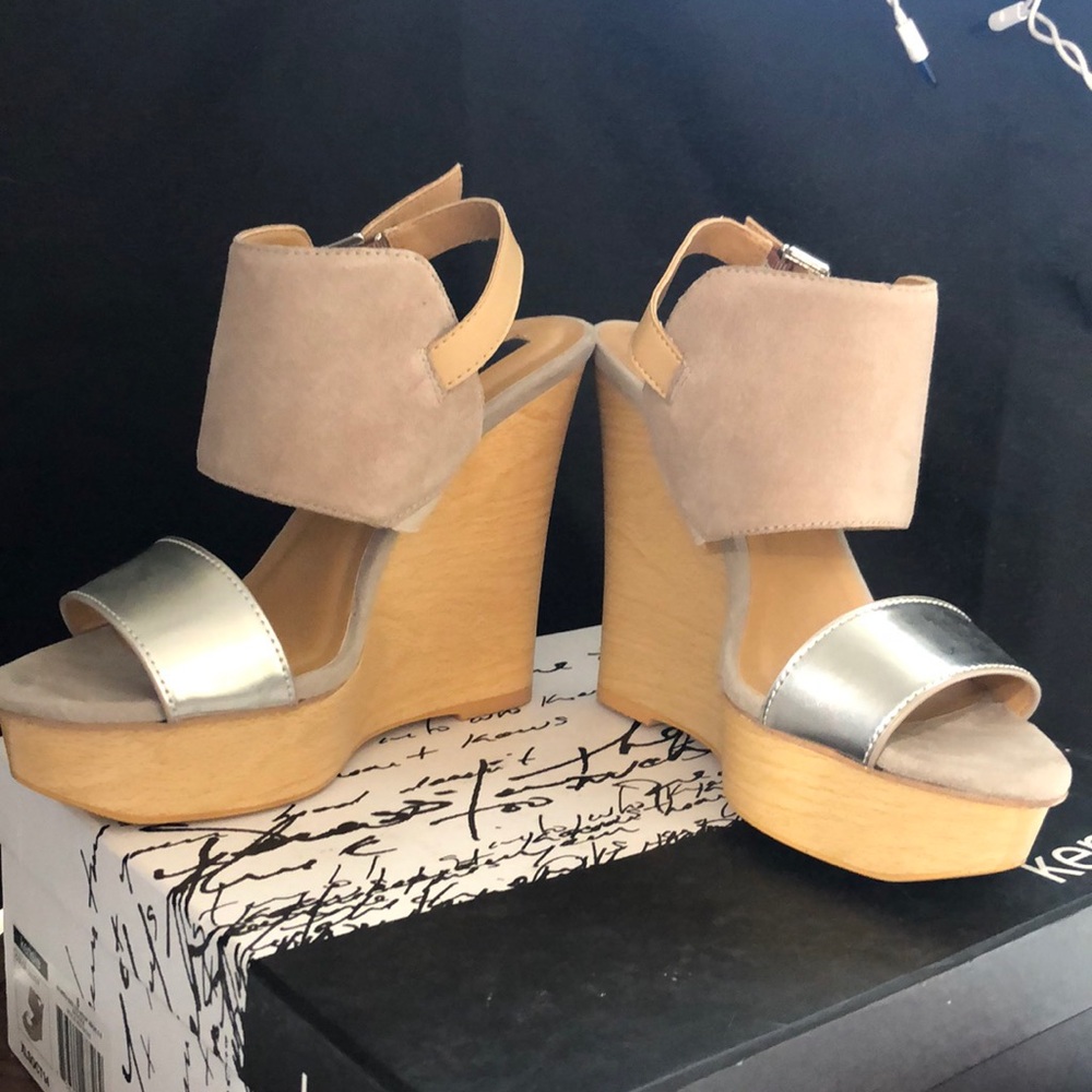 Kensie High Wedge Slip on Sandal